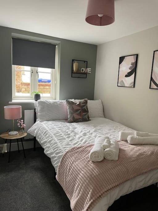 Cedar House - 2 Bed House With Free Parking In Town Centre! By Shortstays4U King's Lynn Exterior foto